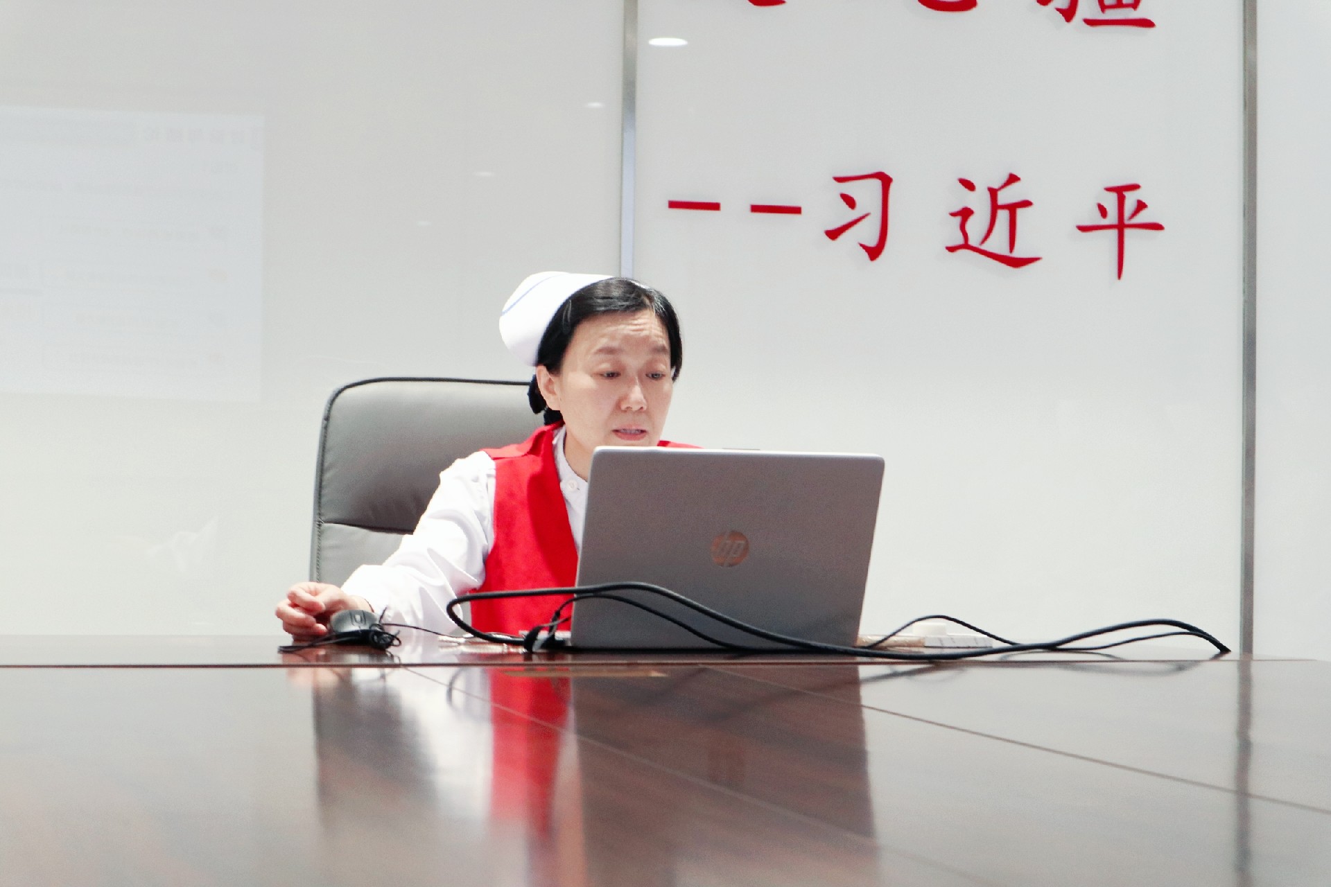 徐香护士长.JPG